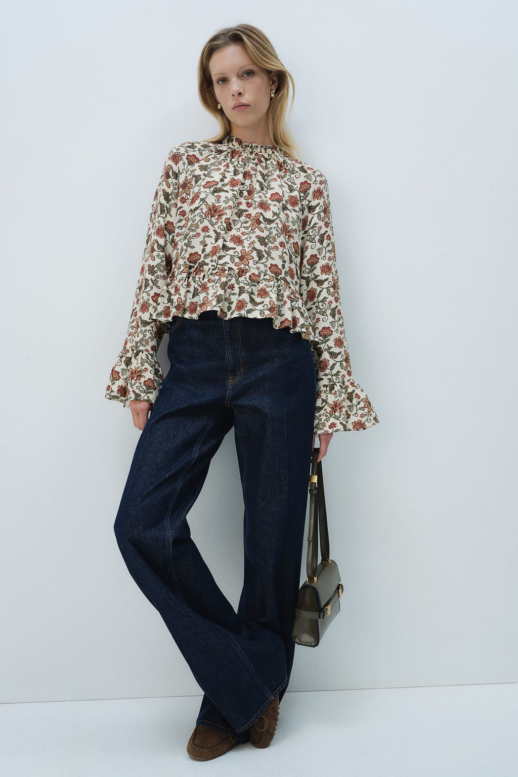 Blusa con peplo y volantes - H&m фото 2
