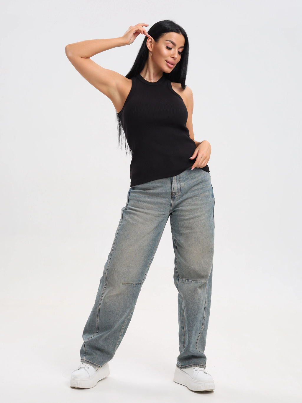 Топ женский, цвет черный