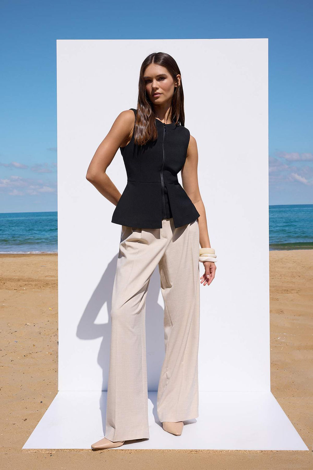 Sustainable Siyah Fermuarl? Peplum Dokuma Yelek TWOAW26YE00053