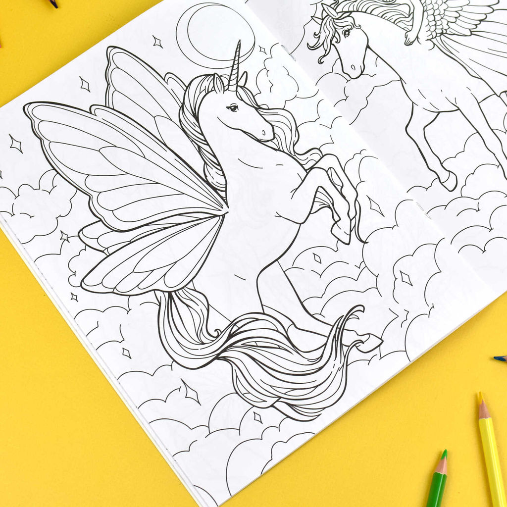 Раскраска для детей. Серия "Фантастические раскраски". арт. 66266 ФАНТАСТИЧЕСКИЕ ЕДИНОРОГИ