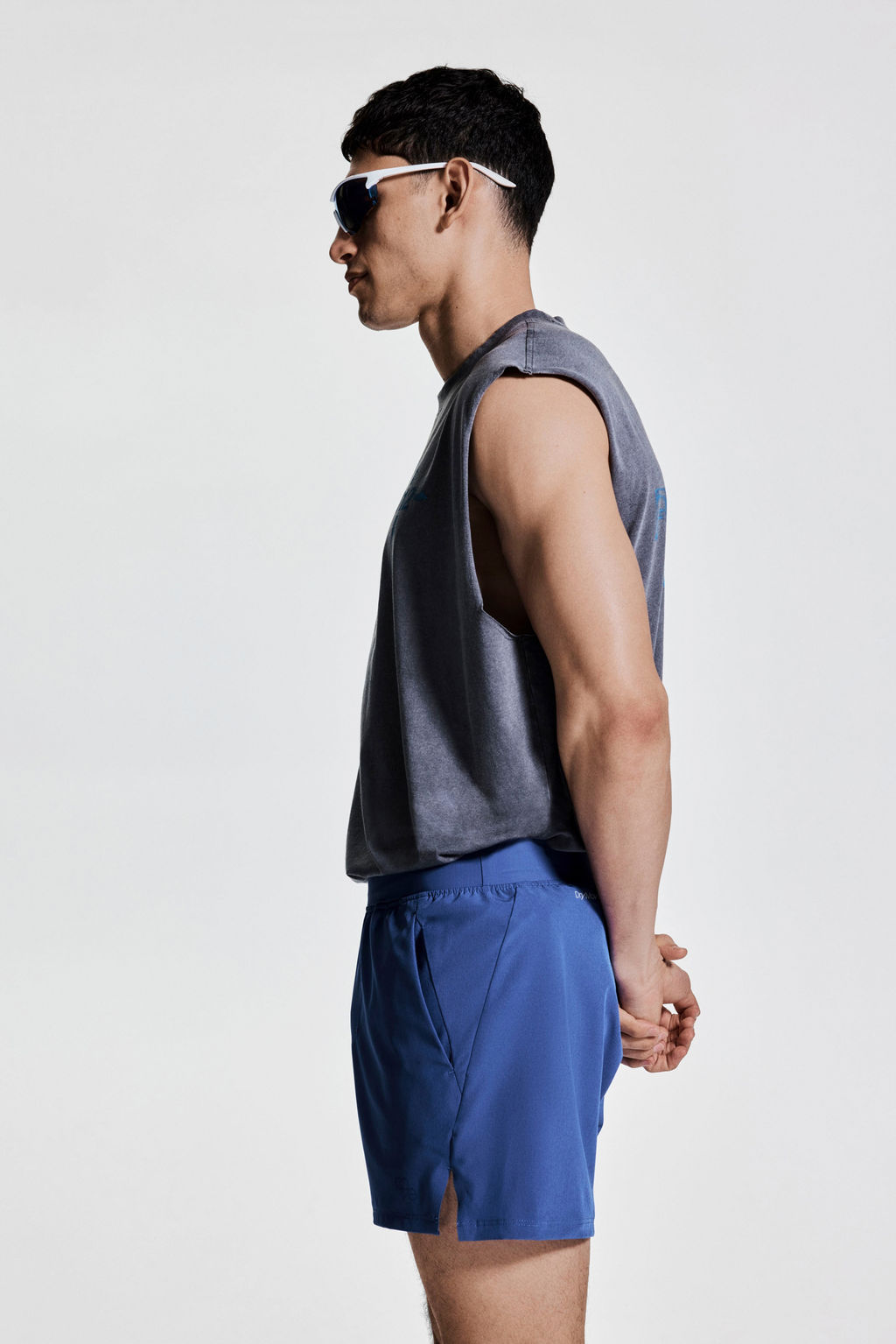 Pantal?n de deporte extracorto con DryMove - H&m фото 10