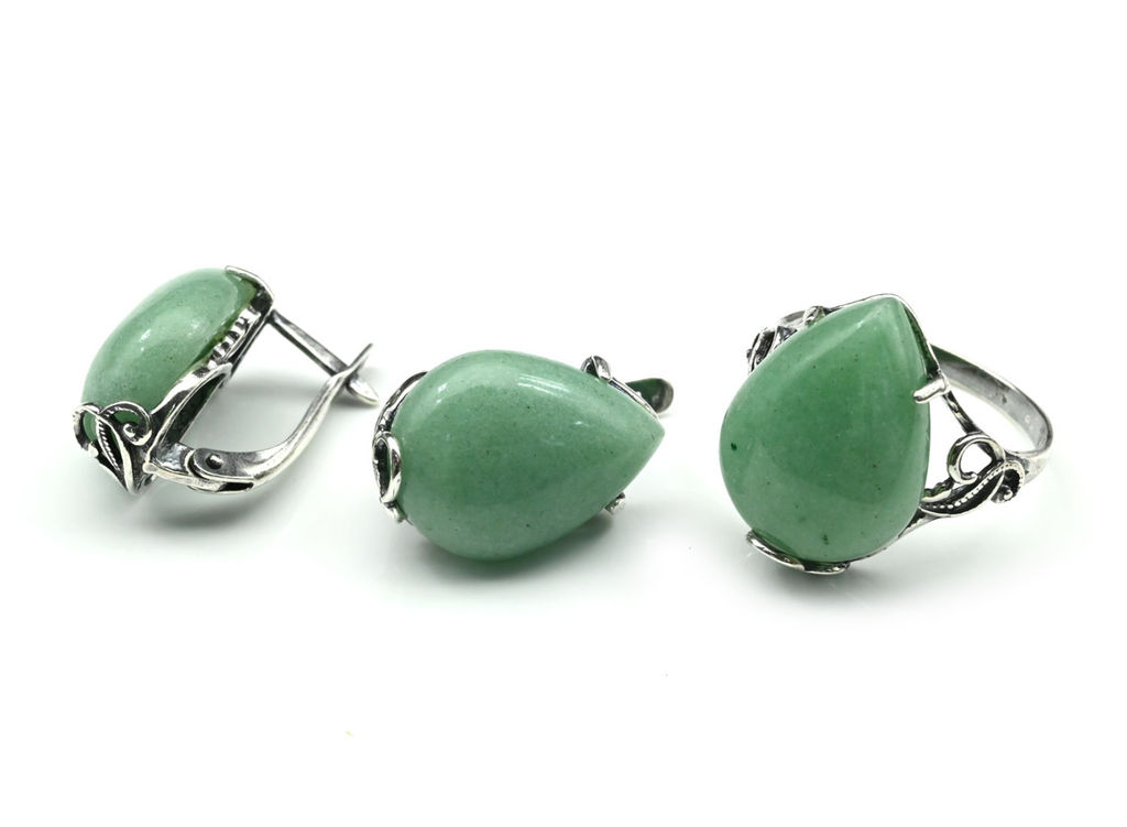 Кольцо Серьги с кварцем (имитация нефрита) размер 19