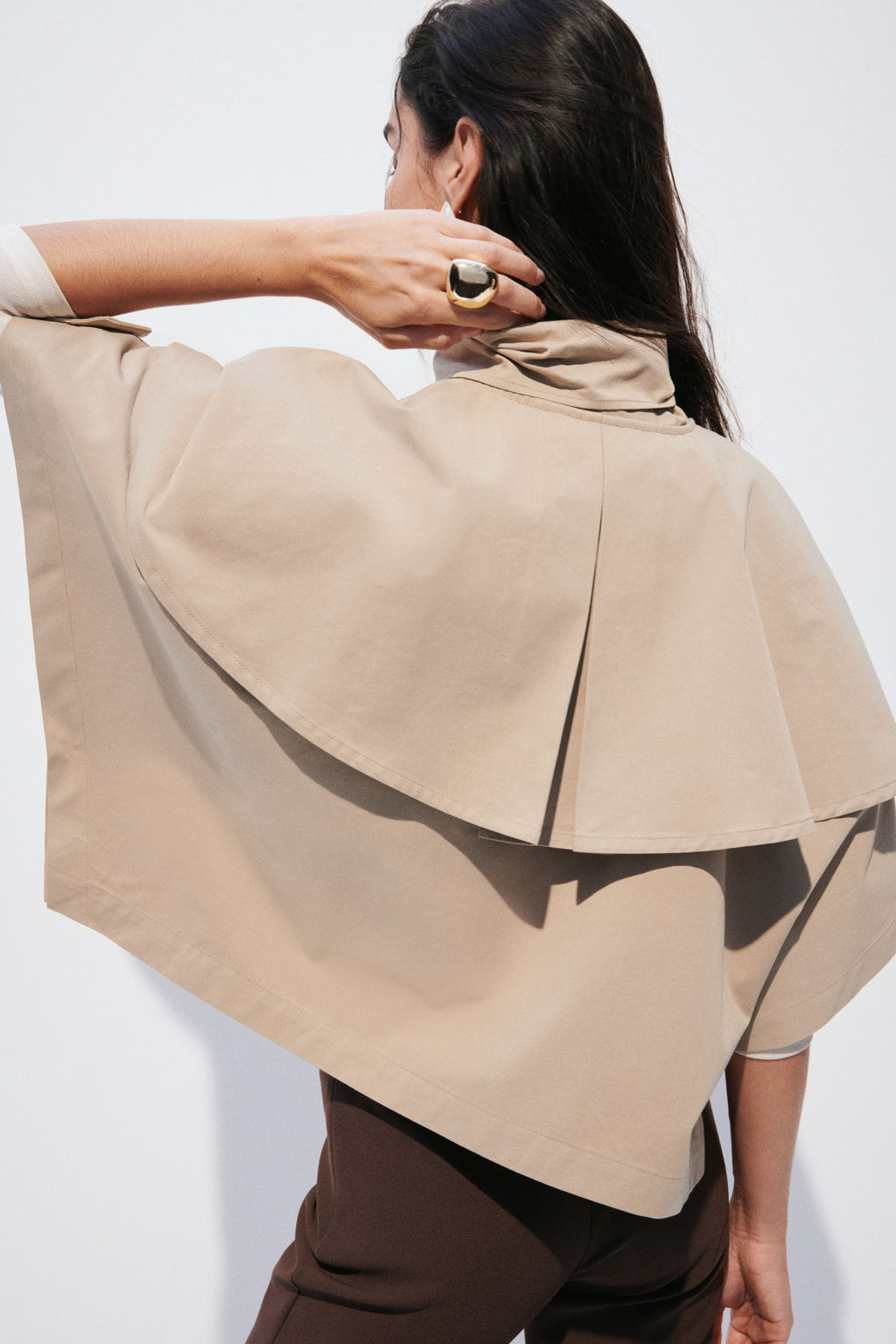 Capa estilo gabardina con fular - H&m фото 4