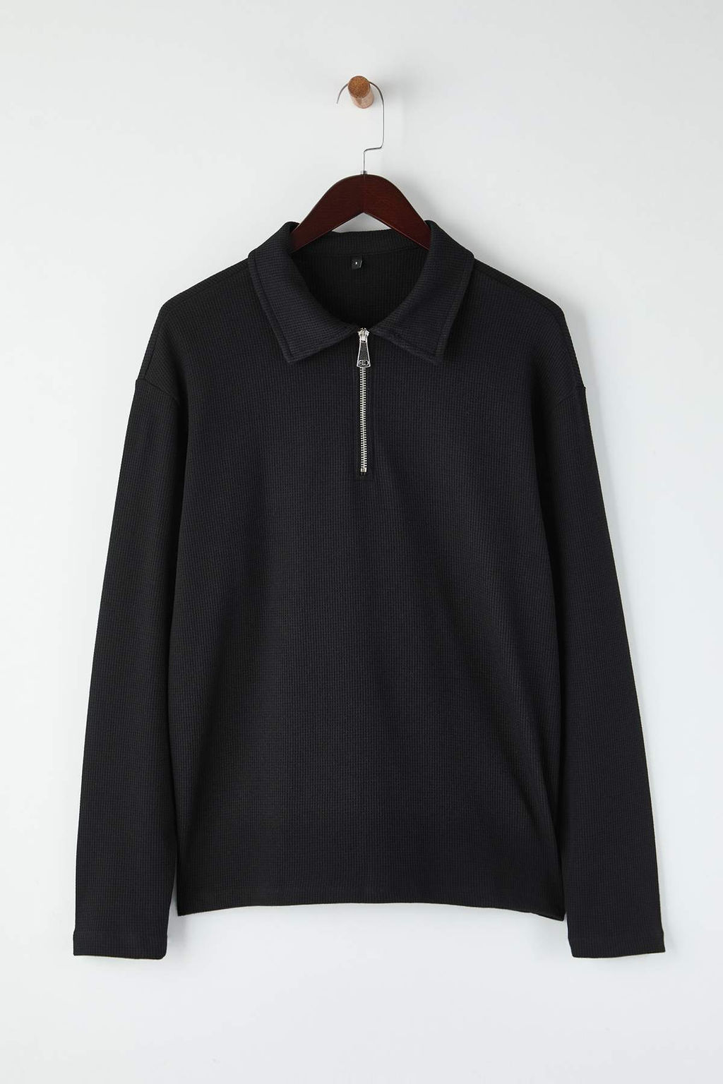 Tas Oversize/Genis Kesim Dokulu Uzun Kol Polo Yaka T-shirt TMNAW26PO00000 - Trendyolmilla фото 4