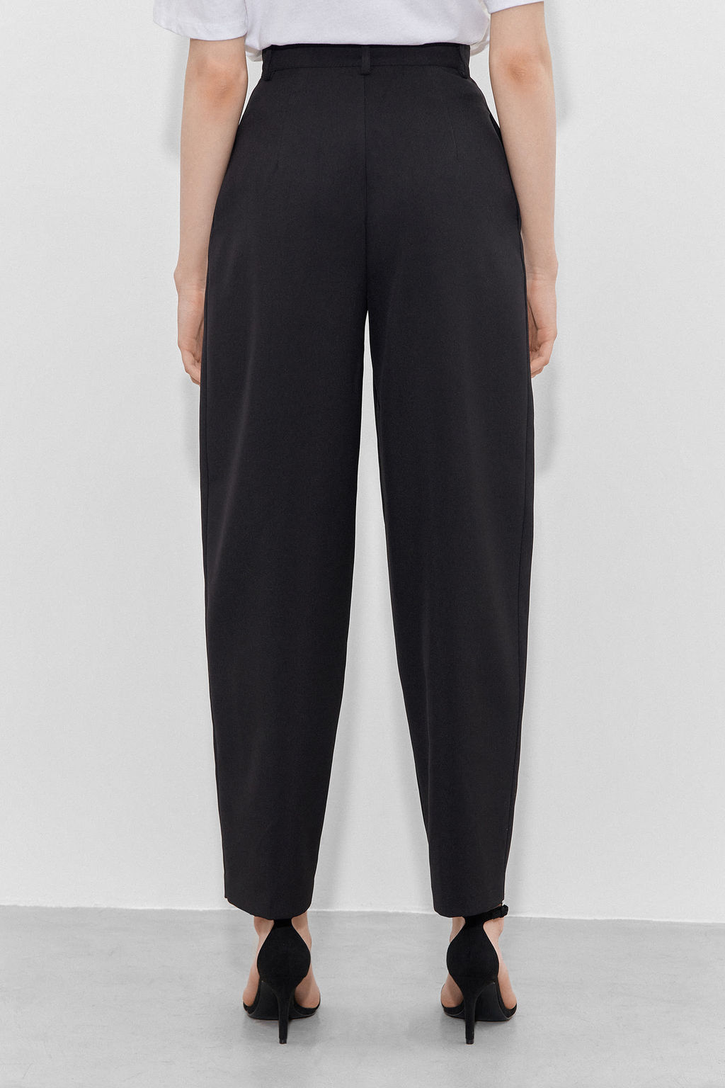 Брюки бананы из костюмной ткани - Mollis фото 4