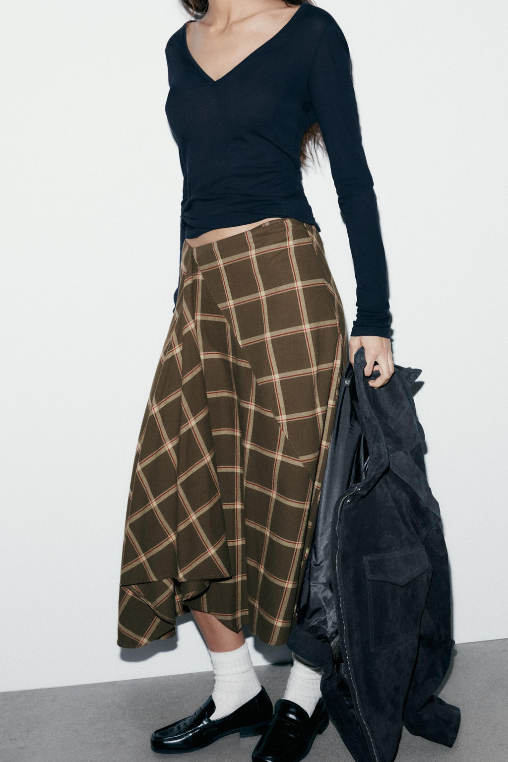RUFFLE CHECK MIDI SKIRT - Zara фото 7