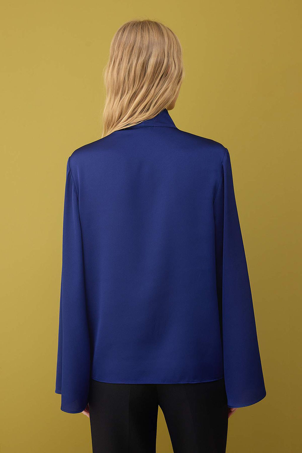 Lacivert Saten Fular Detayl? Dokuma Bluz TWOAW26BZ00231 - Trendyolmilla фото 4