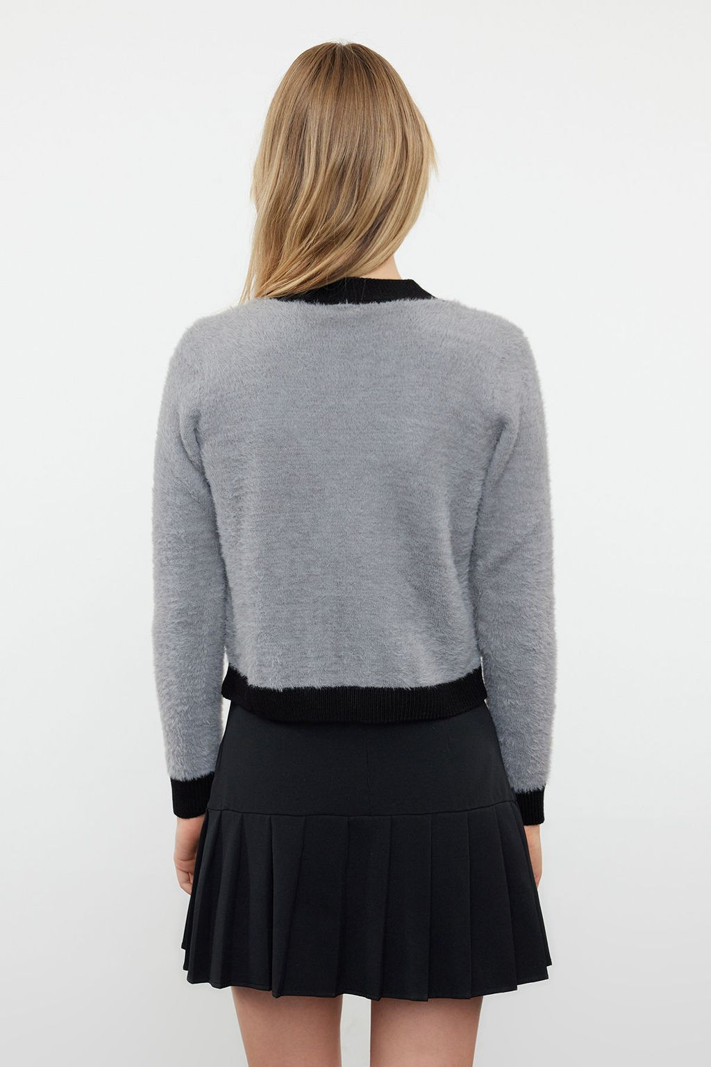 TRENDYOLMILLA Ekru Tuylu Triko H?rka TWOAW22HI0048  фото 5