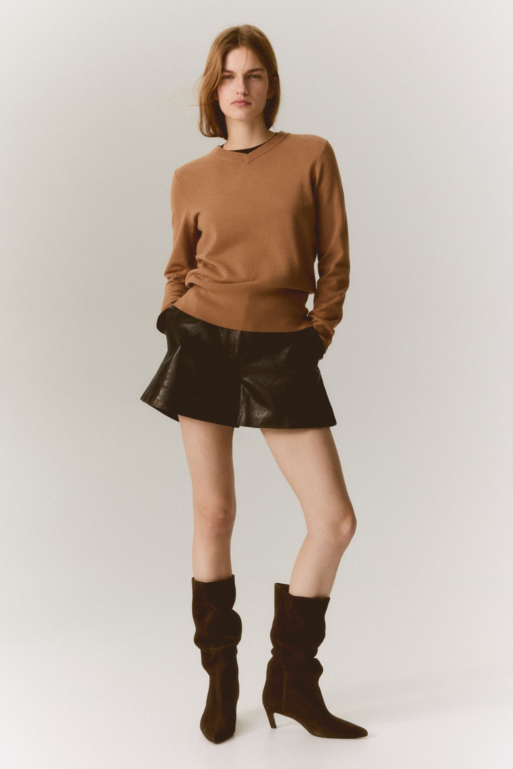 Jersey con escote en V - H&m фото 7
