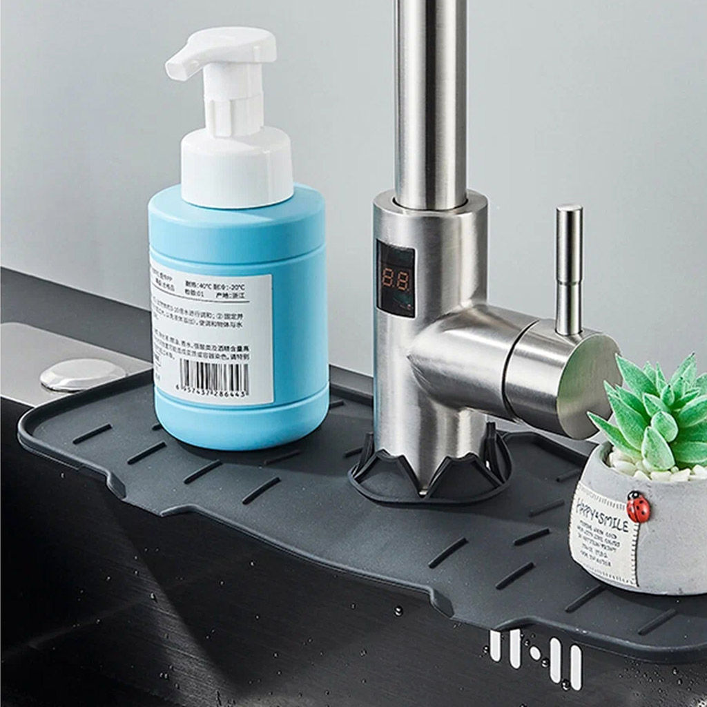 Коврик-оргнайзер силиконовый для раковины на кран/смеситель 37,5х14х0,8см, цвета в ассортименте: серый, оранжевый, в п/эт пакете (Китай) - Домашняя мода фото 2