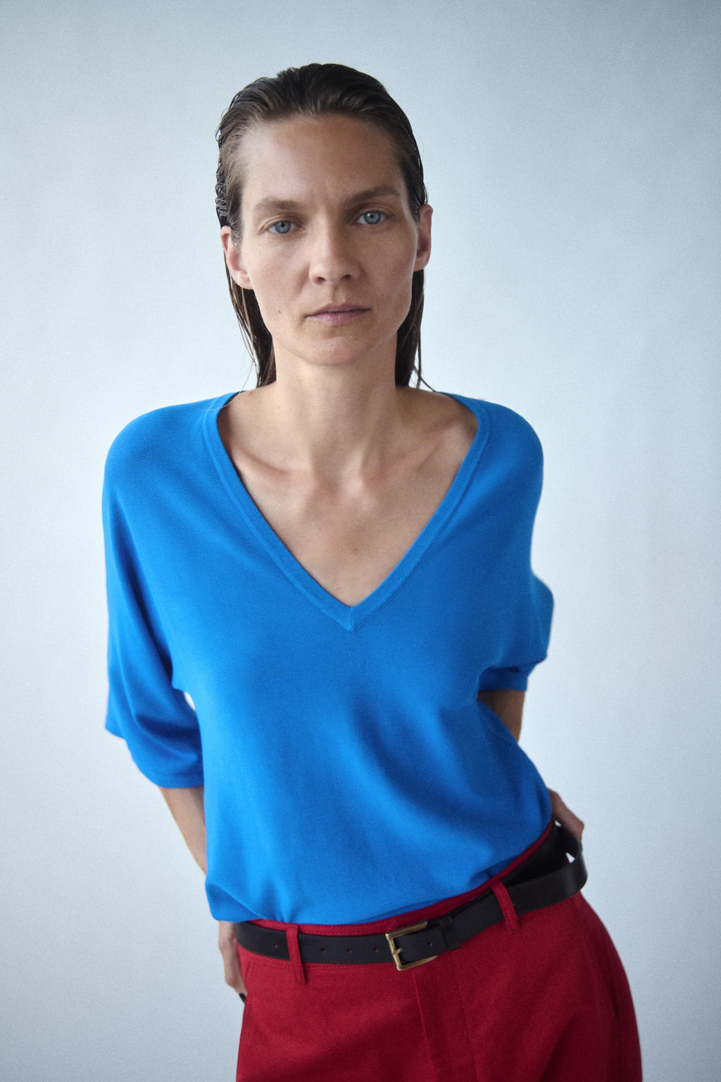 TOP PUNTO FLUIDO ESCOTE PICO / Azul?n