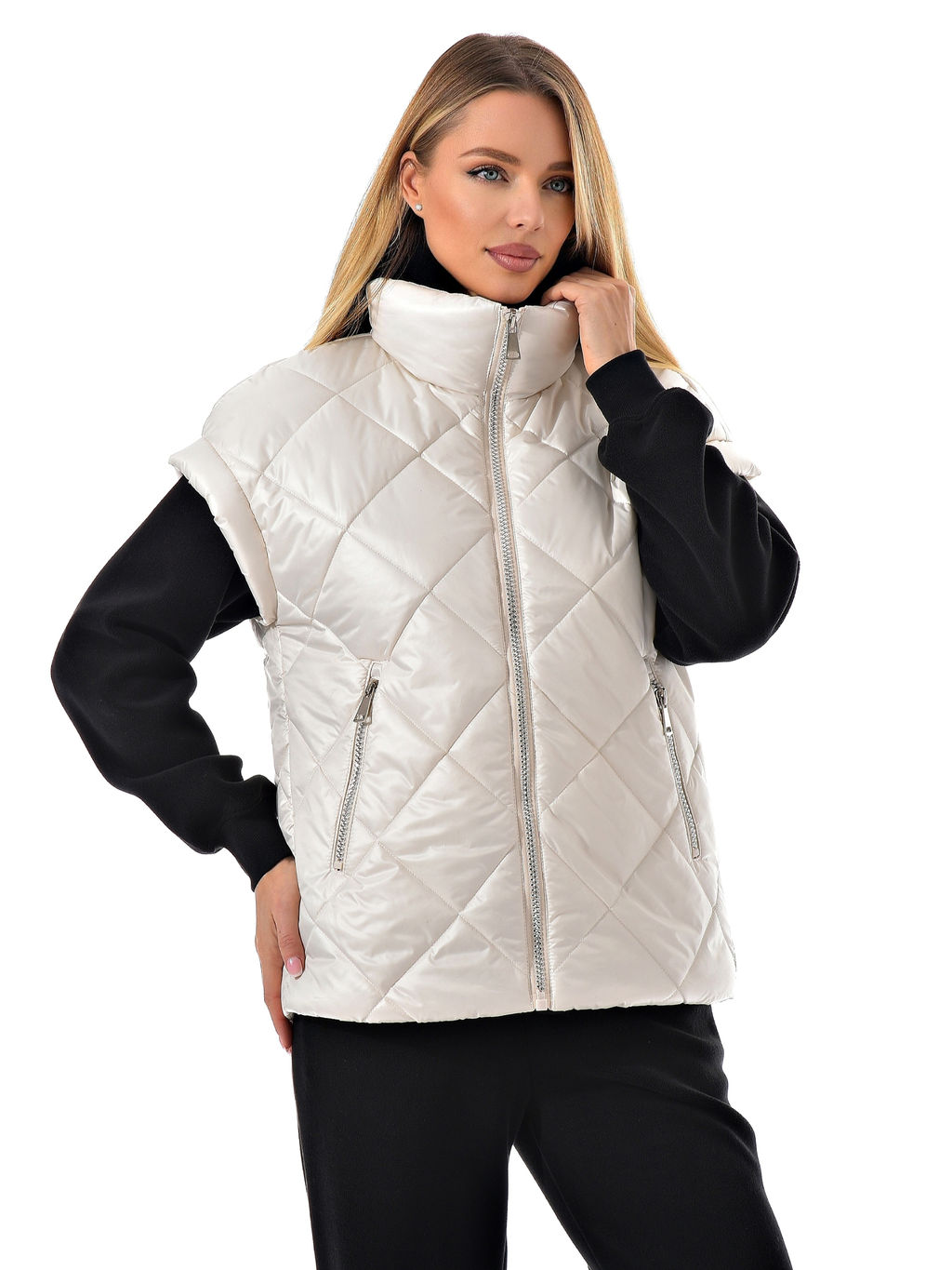 Жилет утепленный стеганый без капюшона