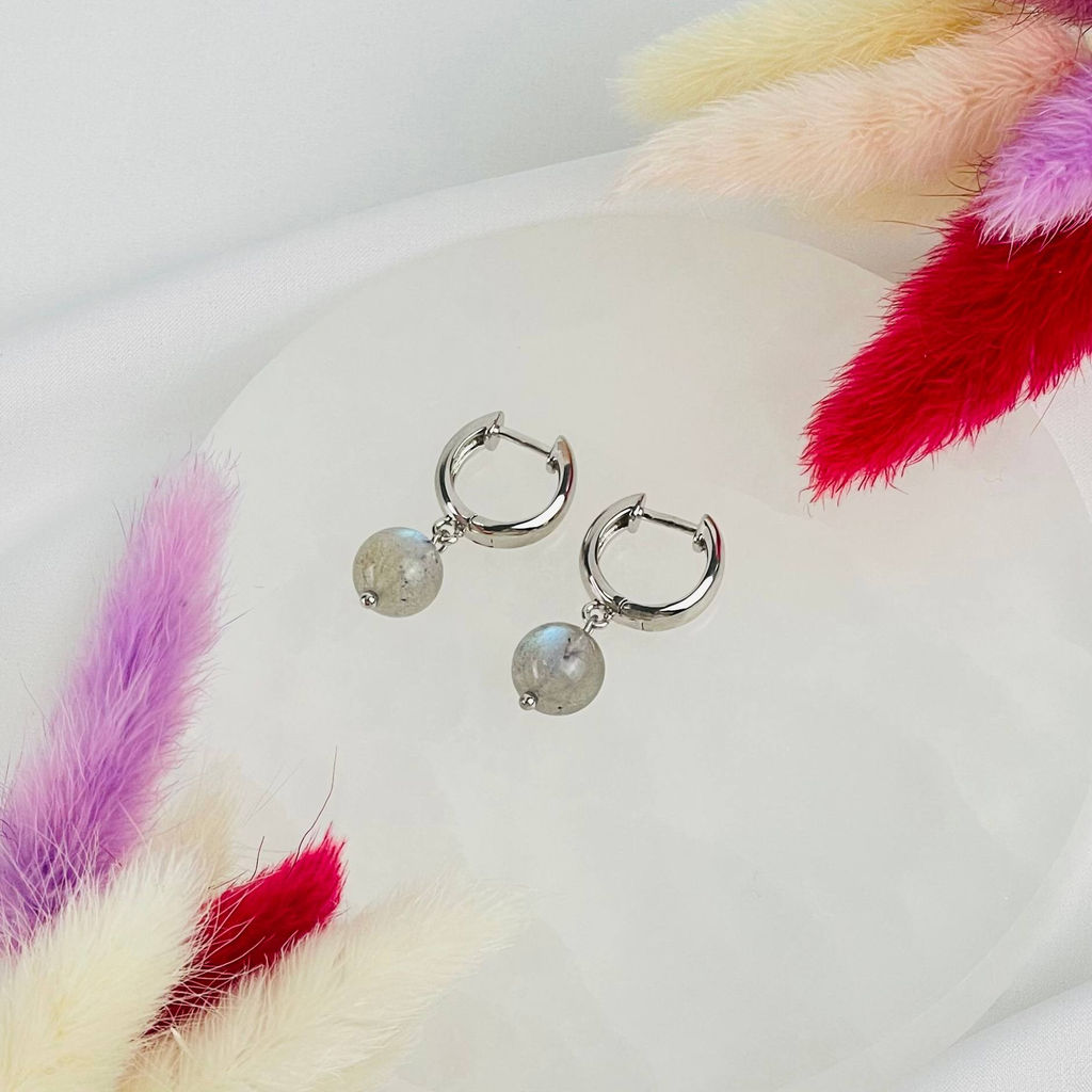 Серьги из Лабрадора