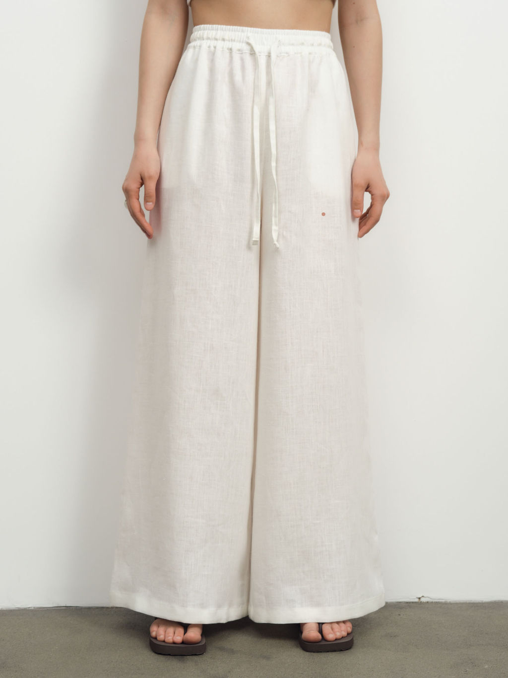 Брюки льняные 10367 белые