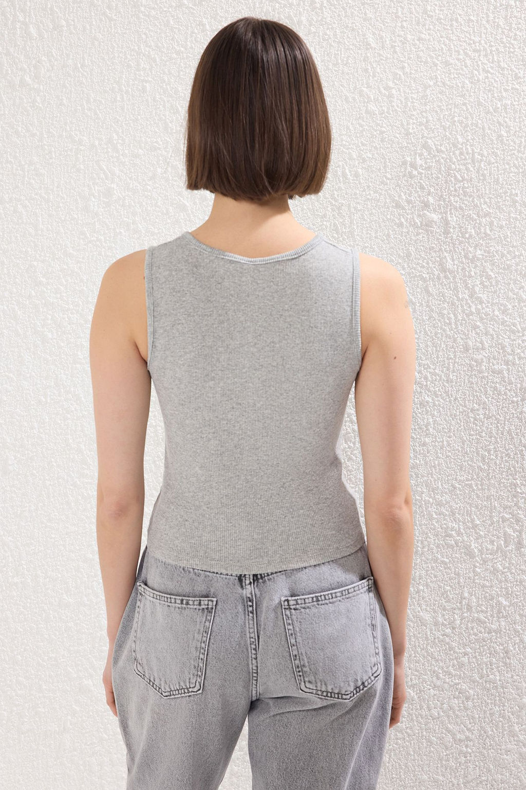 TRENDYOLMILLA K?rm?z? Dugmeli Havuz Yaka S?f?r Kol Fitilli Esnek Vucuda Oturan Crop Orme Atlet TWOSS25AL00028 фото 18