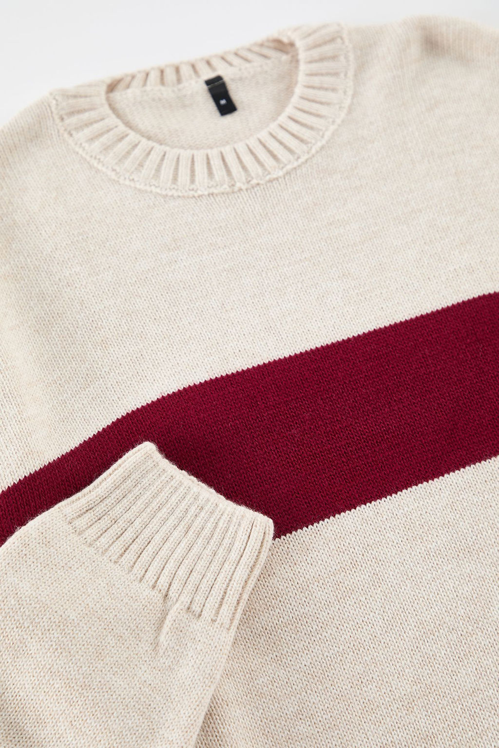 Bej Regular Bisiklet Yaka Renk Bloklu Triko Kazak TMNAW25KZ00014