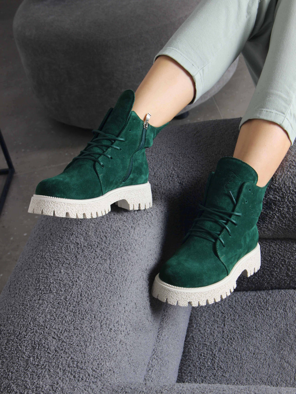 Ботинки 228.V.1541be. Зеленый замша/Шерсть