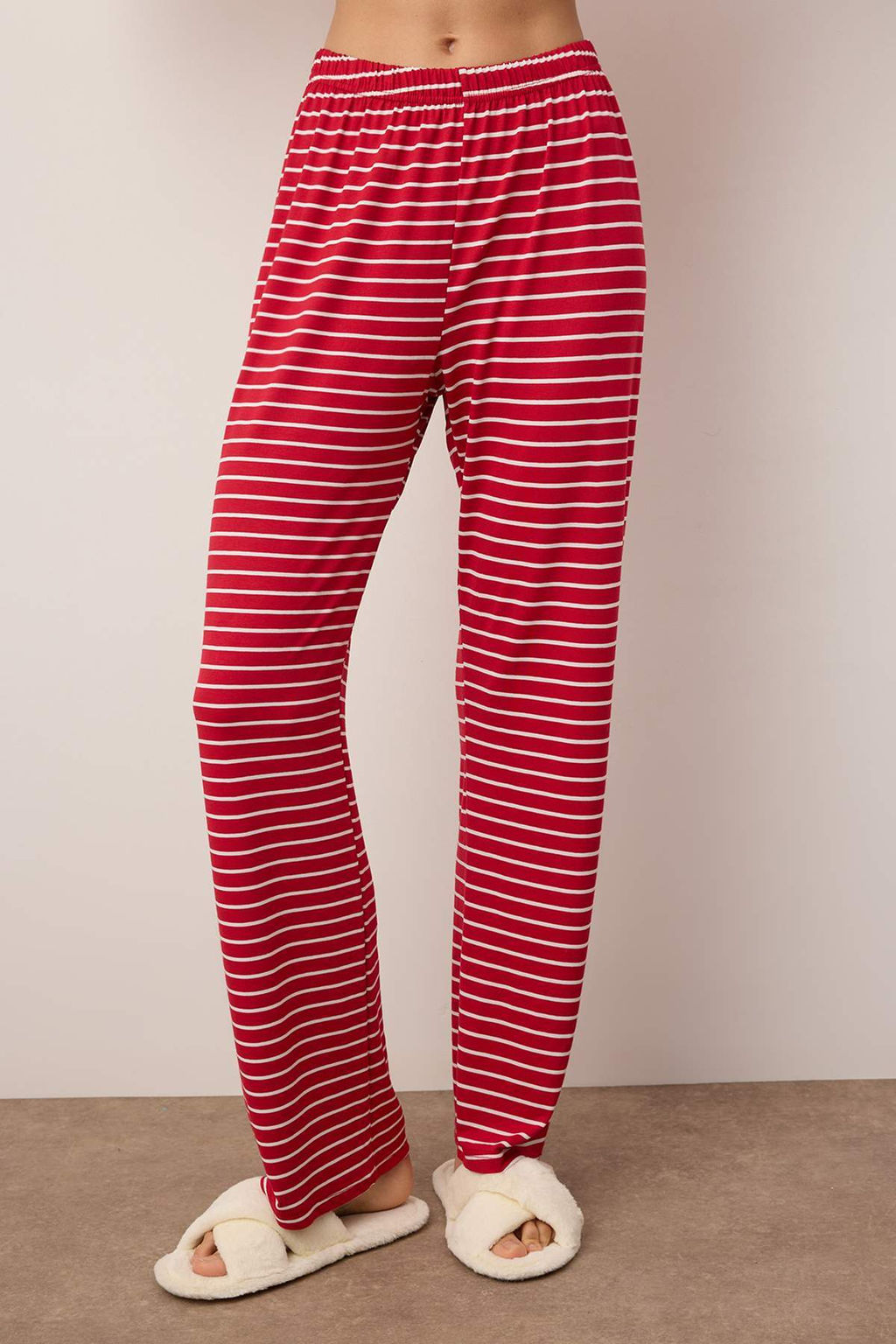 Trendyolmilla Lacivert Cizgili Gokkusag? Bask?l? Viskon Orme Pijama Tak?m? THMAW25PT00014 фото 7