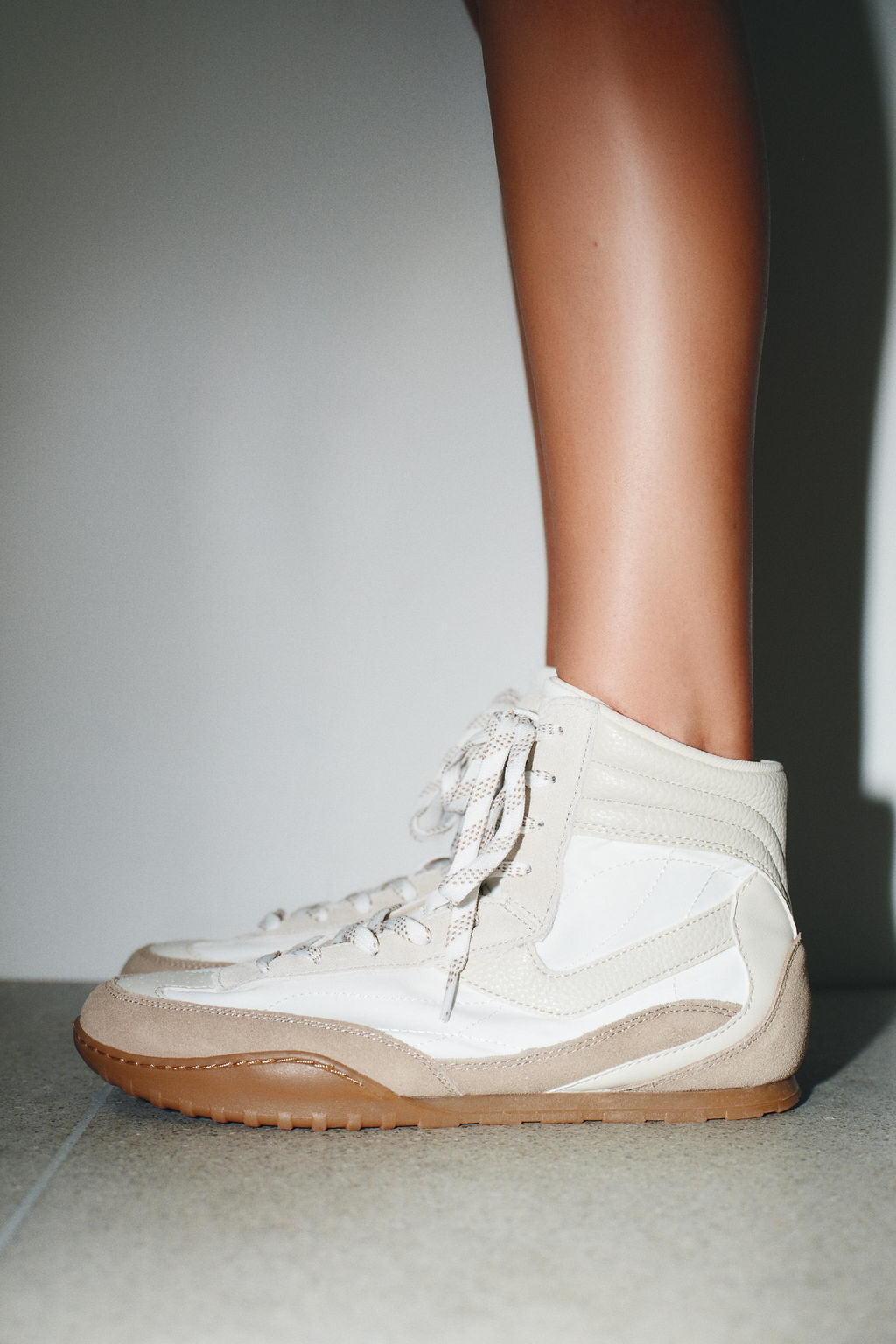 HIGH-TOP SNEAKERS - Zara фото 2