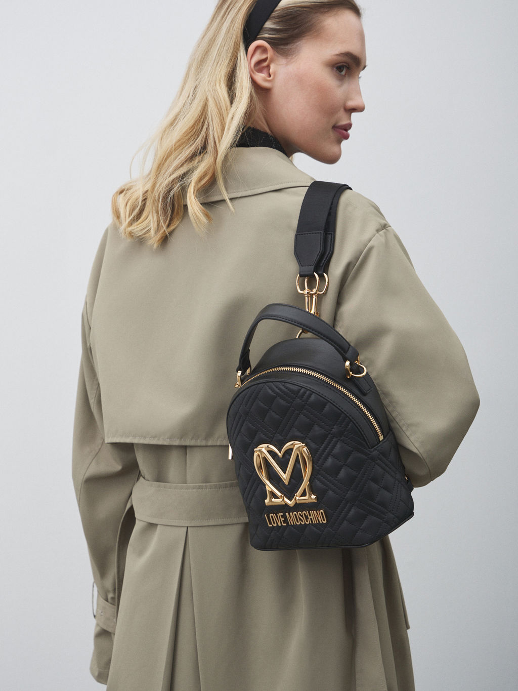 Женский рюкзак LOVE MOSCHINO ALLURE Артикул 4463910, черный  фото 5