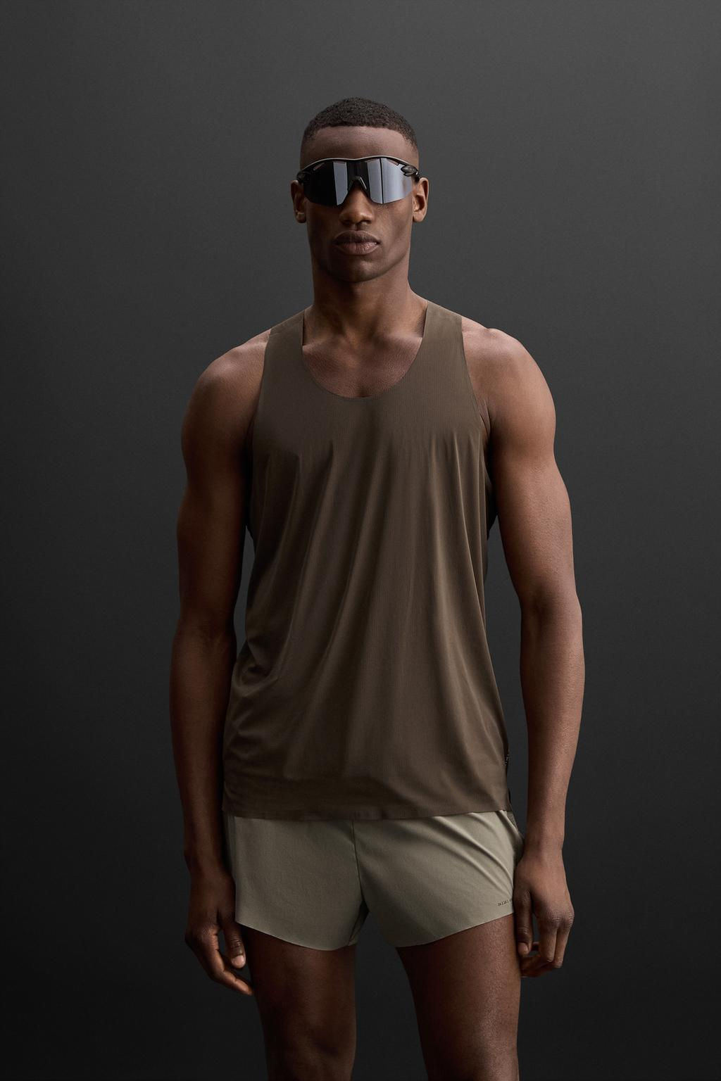 LIGHTWEIGHT TECHNICAL TANK TOP - Zara фото 2