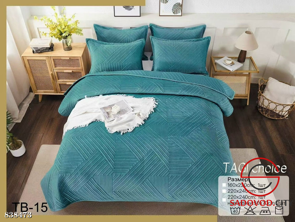 Покрывало и наволочки на кровать