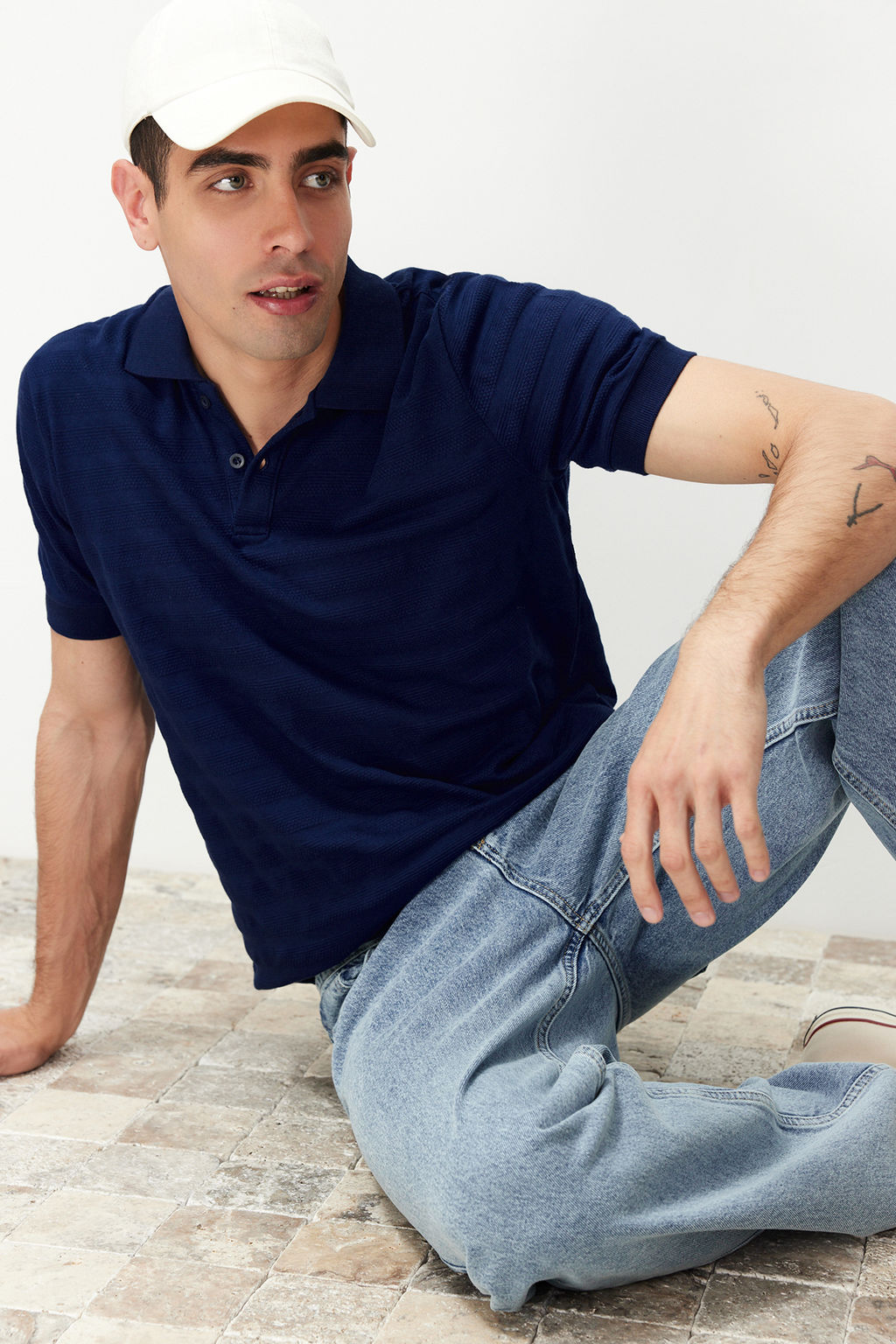 Lacivert Regular/Normal Kesim Dokulu Polo Yaka T-Shirt TMNSS24PO00042