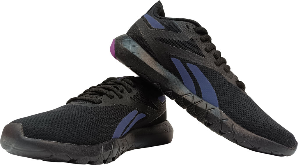 Кроссовки женские