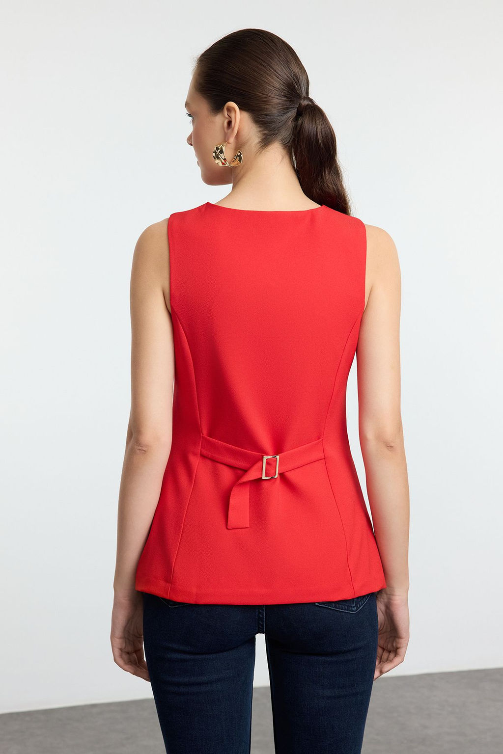 K?rm?z? Fitted Yuvarlak Yaka Dokuma Yelek TWOAW25YE00074