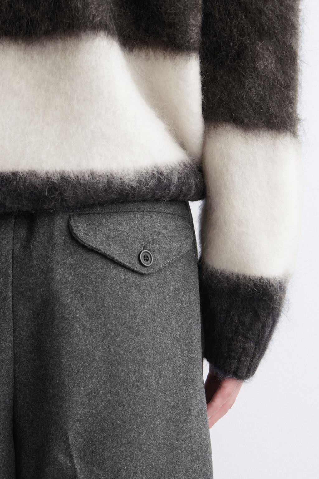 PLEATED WOOL RELAXED-FIT STRAIGHT-LEG TROUSERS - H&m фото 5