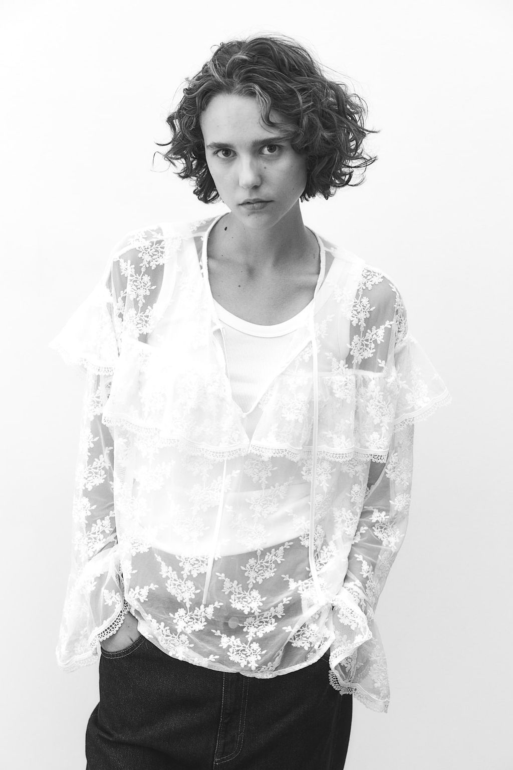 Blusa de encaje con volantes - H&m фото 2