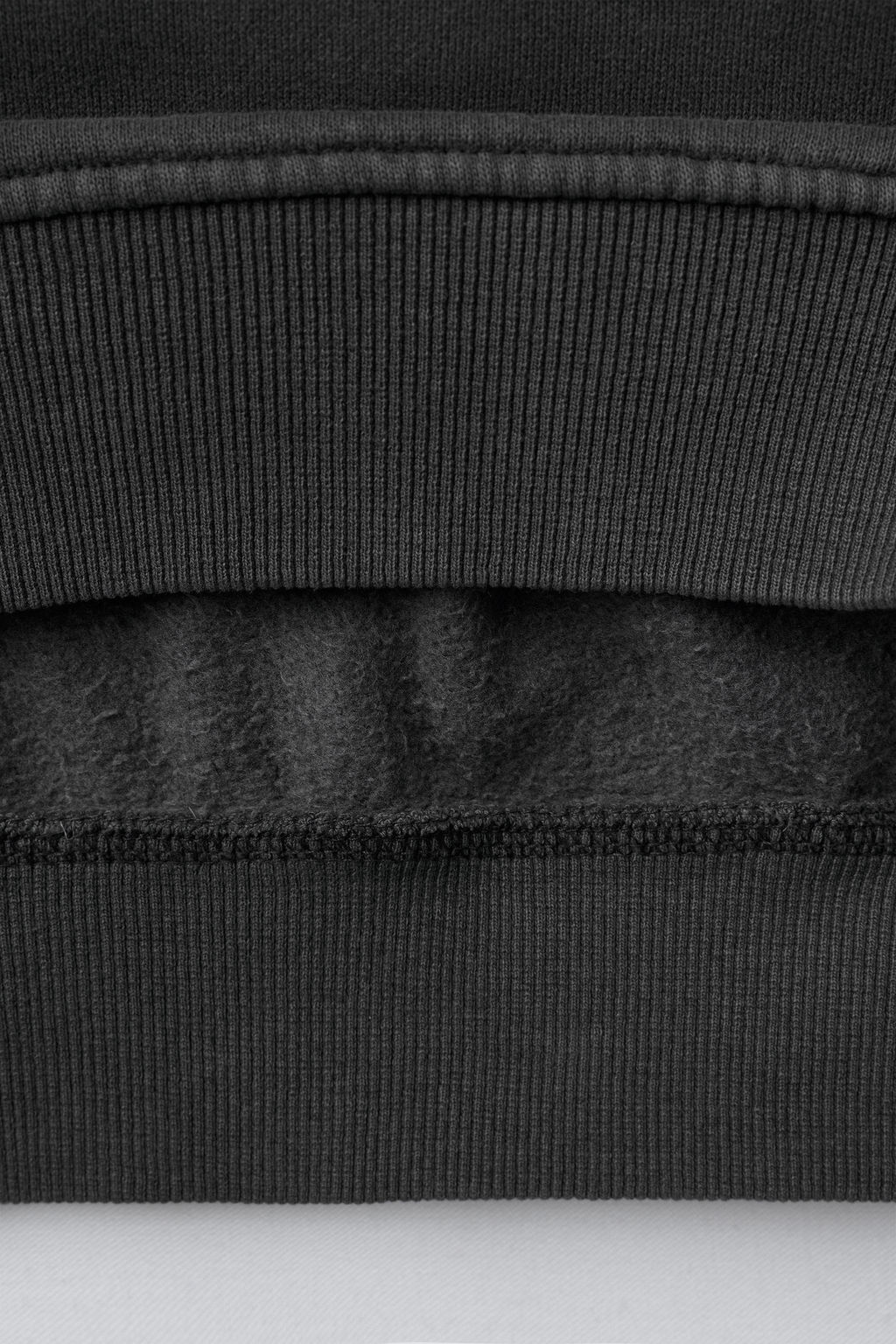 SMILEYWORLD ® STUD SWEATSHIRT - Zara фото 4