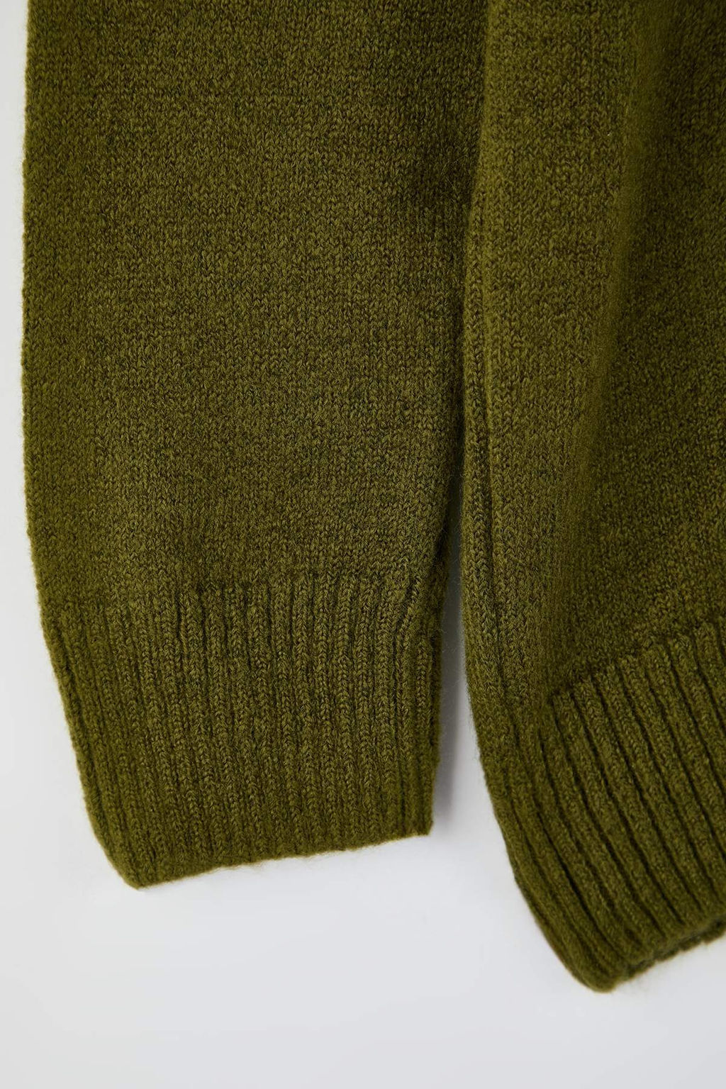 Haki Relaxed Bisiklet Yaka Kazak TMNAW26KZ00012 - Trendyolmilla фото 3