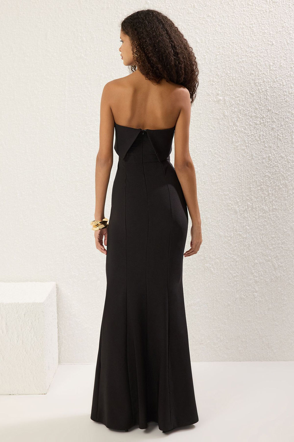 TRENDYOLMILLA Siyah Bal?k Kesim Straplez Dokuma Uzun S?k Abiye & Mezuniyet Elbise TPRSS25AE00167 фото 4