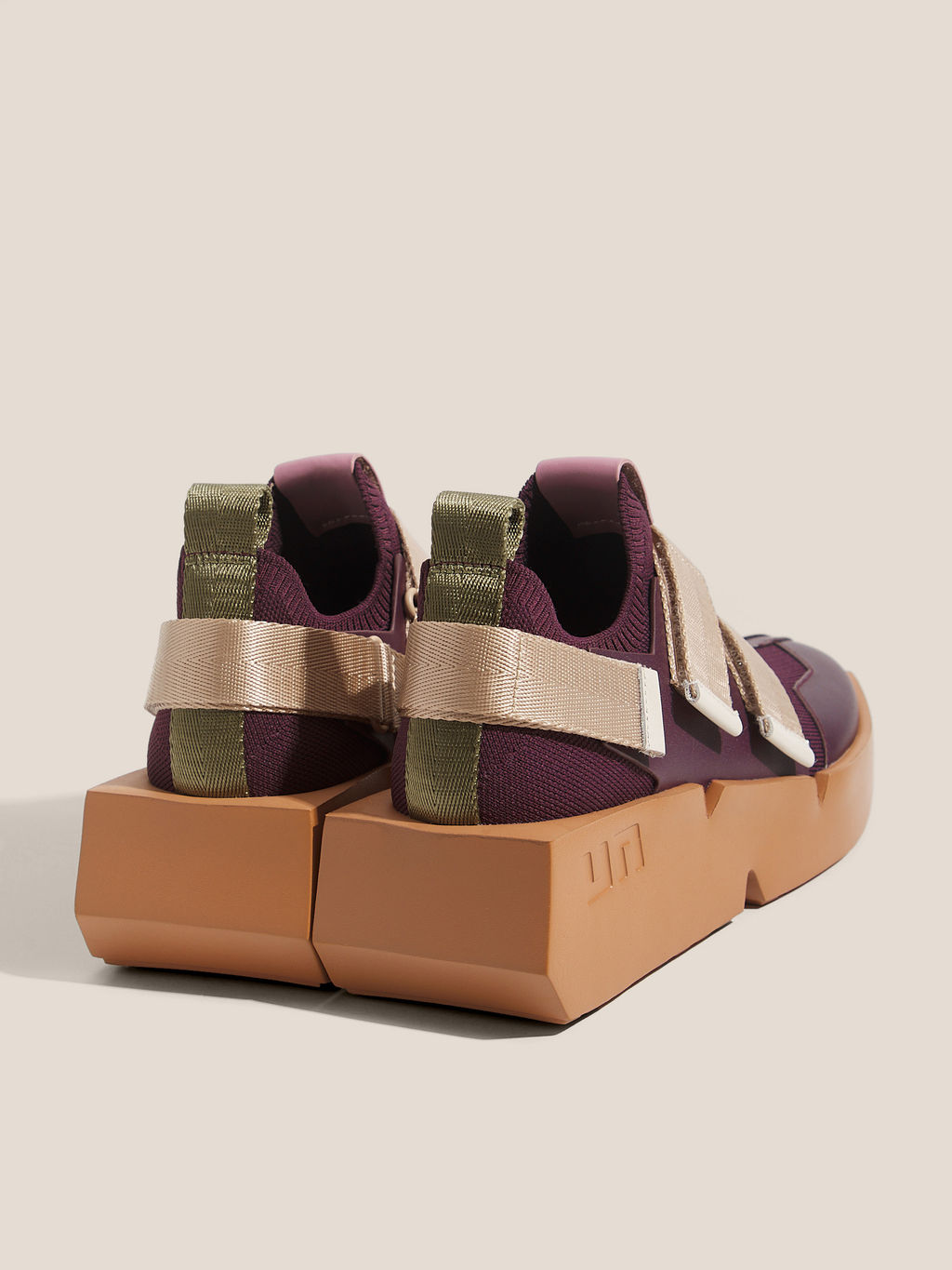 Женские кроссовки UNITED NUDE Mega Run Артикул 4638717, бордово-фиолетовый