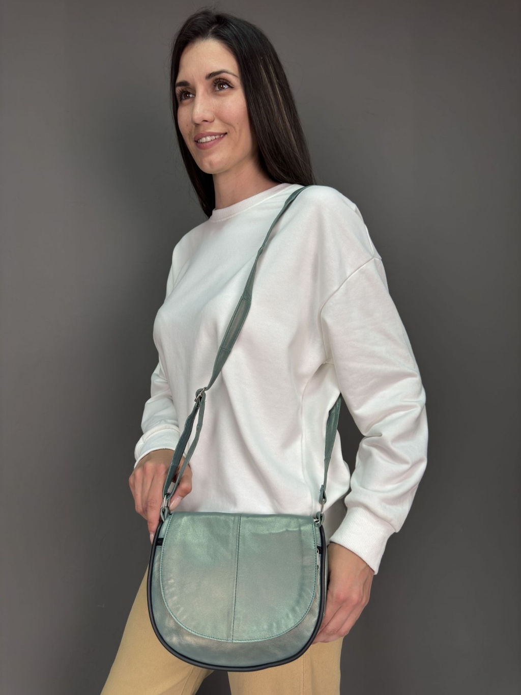 Сумка женская из телячьей кожи