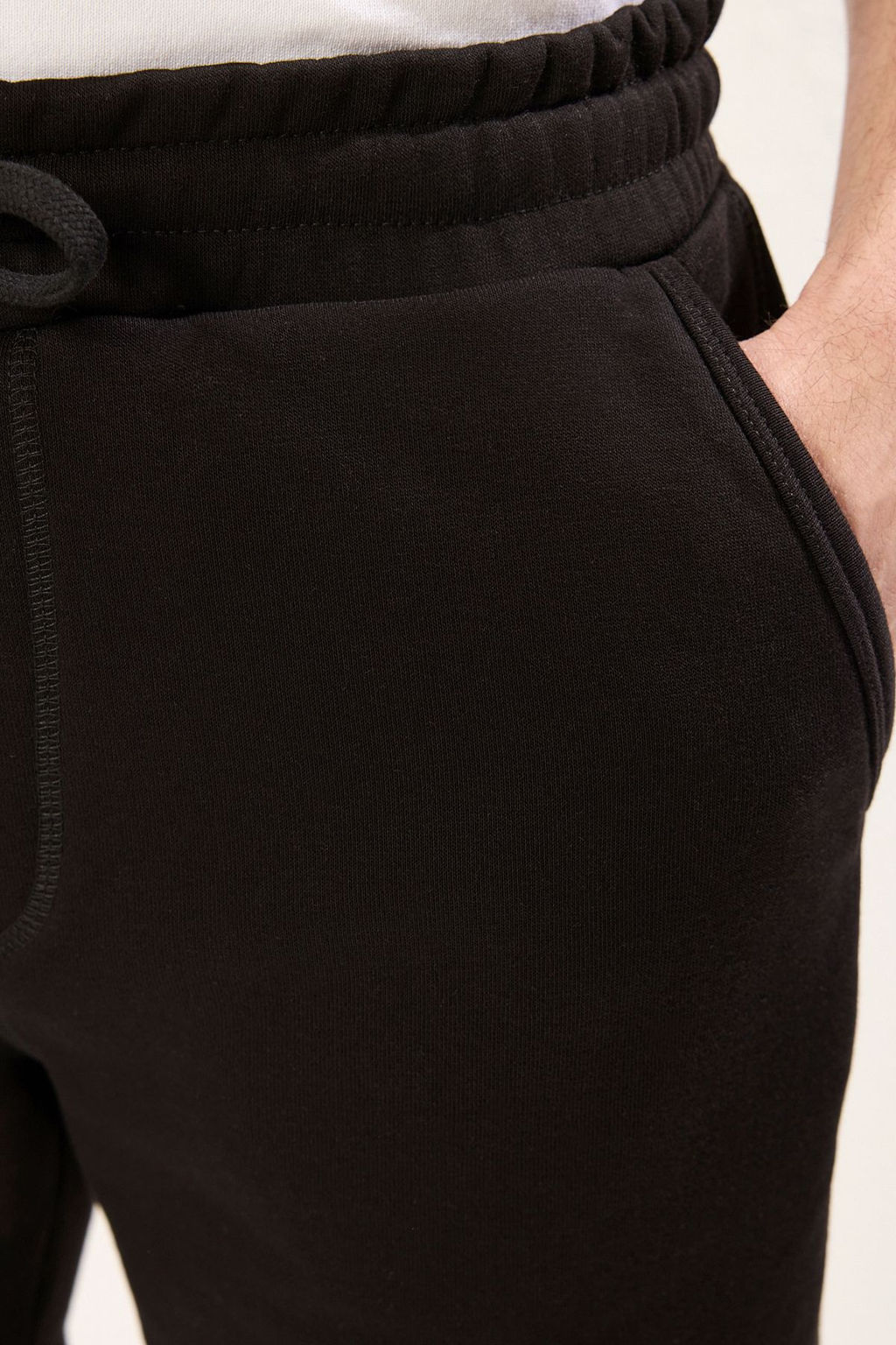 TRENDYOL MAN Haki Regular/Normal Kesim Basic Karyoka Dikisli Sort & Bermuda TMNSS25SR00021 - Trendyolmilla фото 4