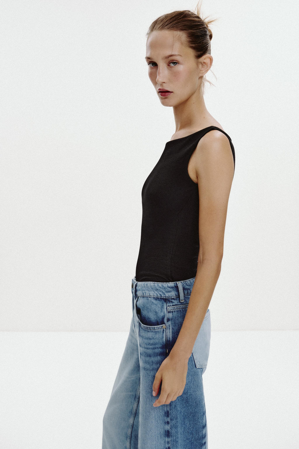 COLD SHOULDER RIBBED T-SHIRT - Zara фото 5