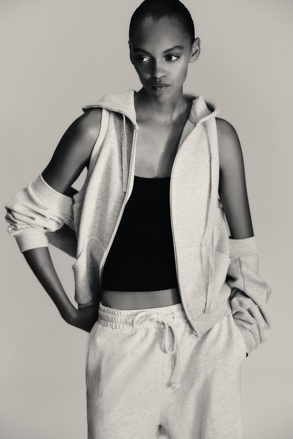 FLEECE HOODED GILET - Zara фото 5