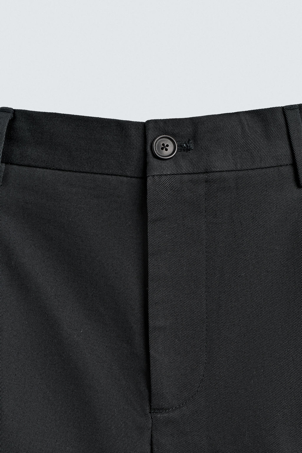 BERMUDA CORTA PLIEGUES AARON LEVINE X ZARA / Negro