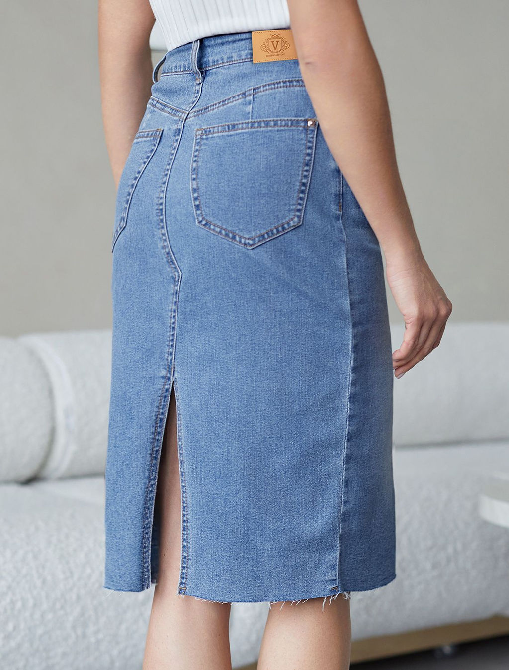 Джинсовая юбка с декоративной стиркой из эластичного облегченного денима - Vilatte фото 2