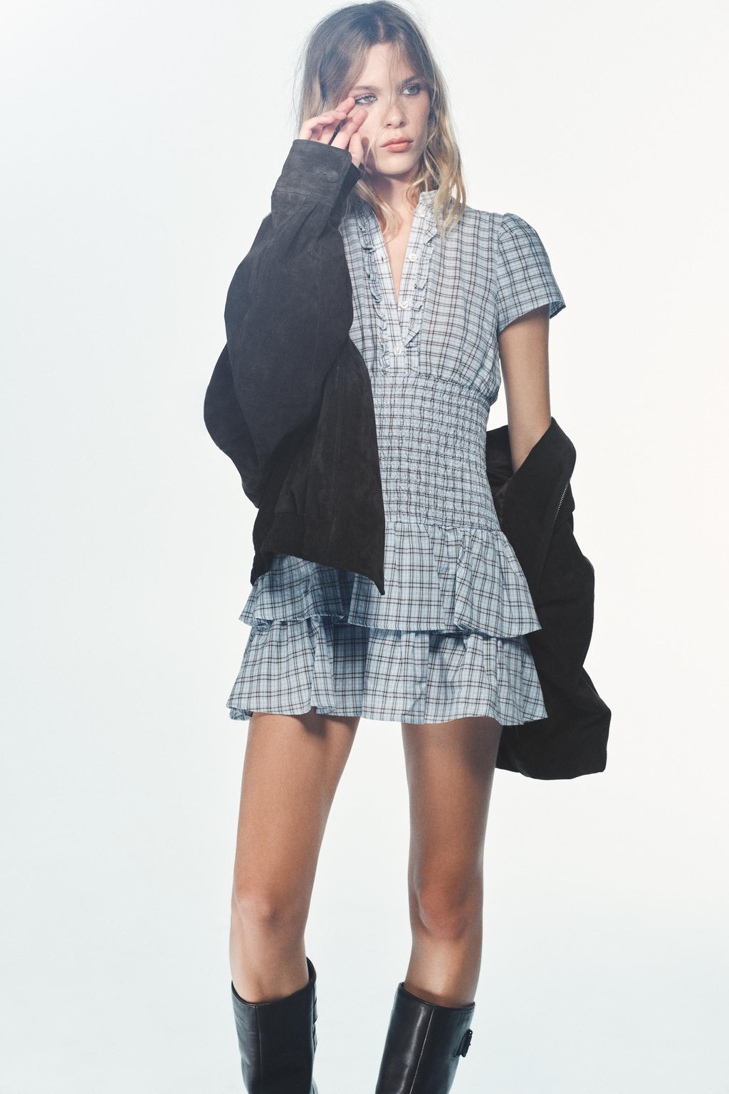 SHORT CHECKED RUFFLED DRESS - Zara фото 2