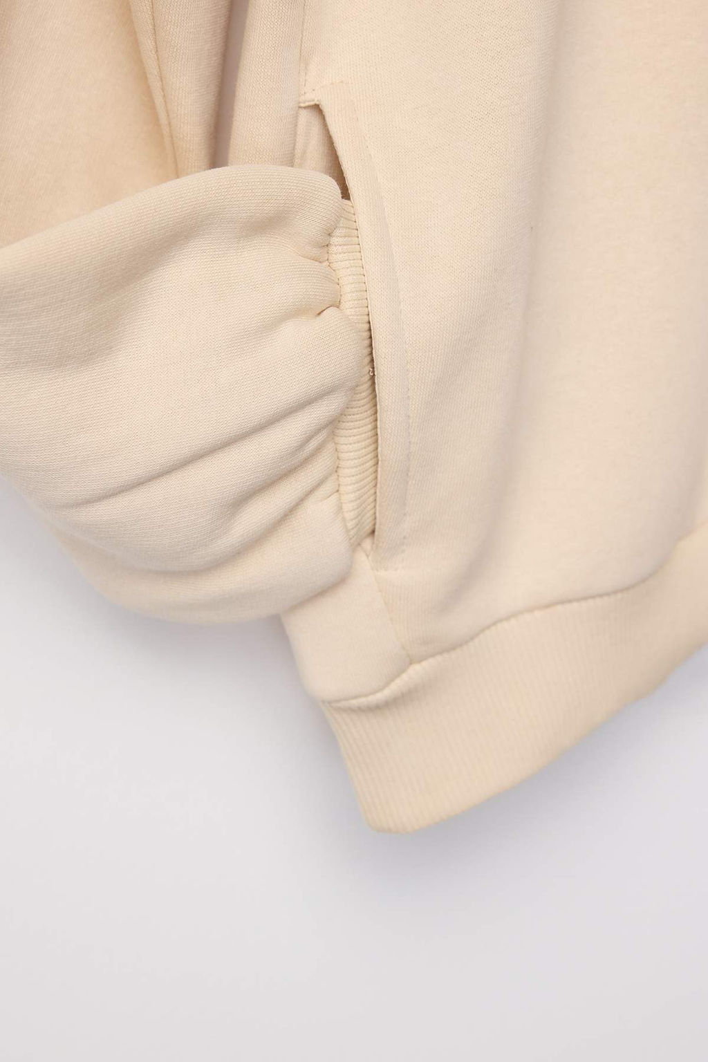 Tas Kal?n Ici Polarl? Kapusonlu Slogan Bask?l? Boxy Fit Orme Sweatshirt TWOAW26SW00217 - Trendyolmilla фото 2