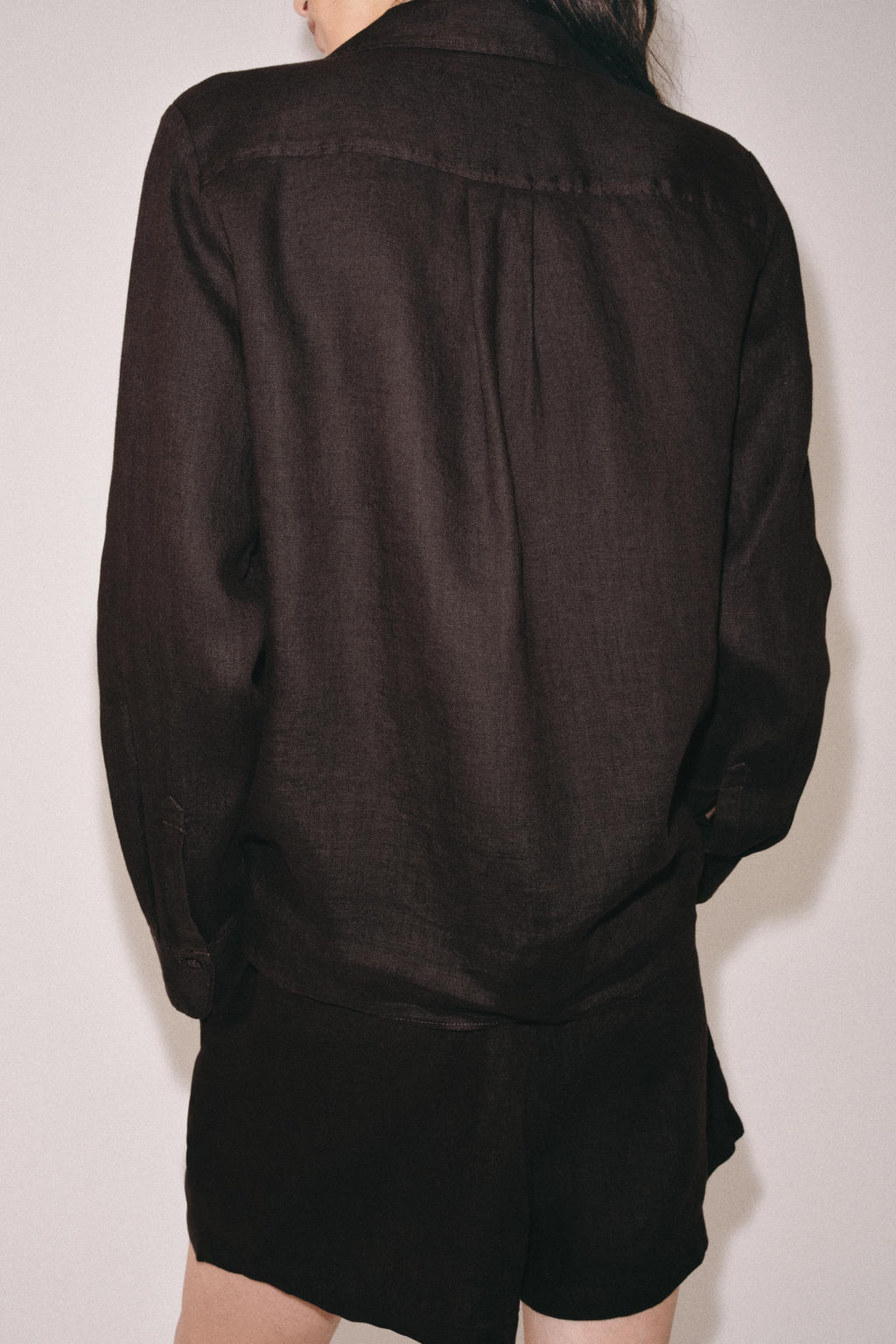 CAMISA LINO BOLSILLO ZW COLLECTION / Marr?n - Zara фото 11
