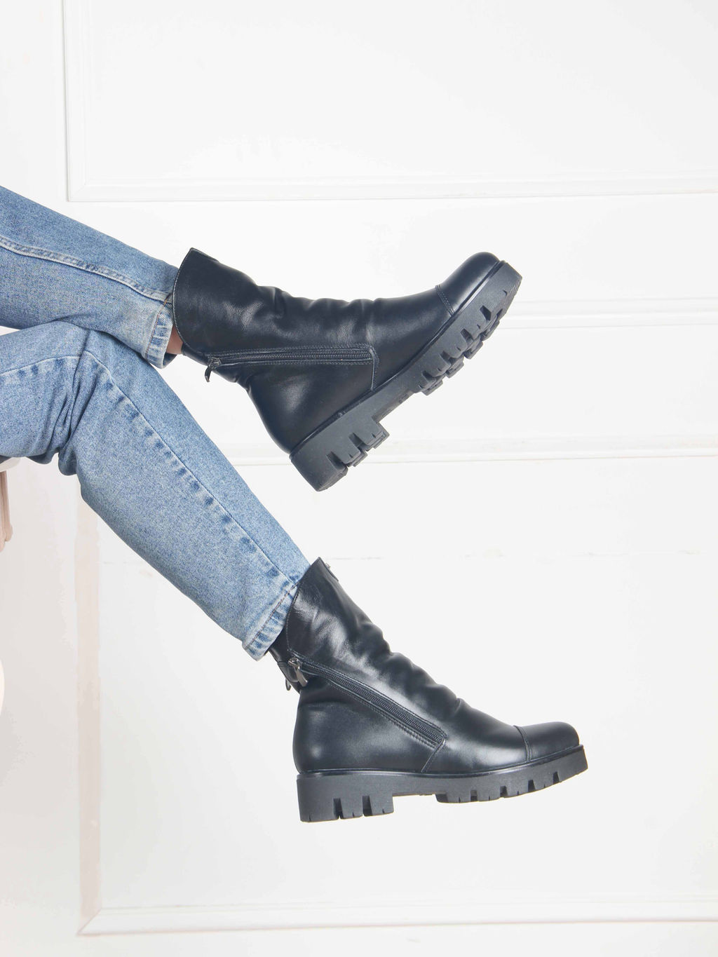 Ботинки 233.sandra черный/Шерсть