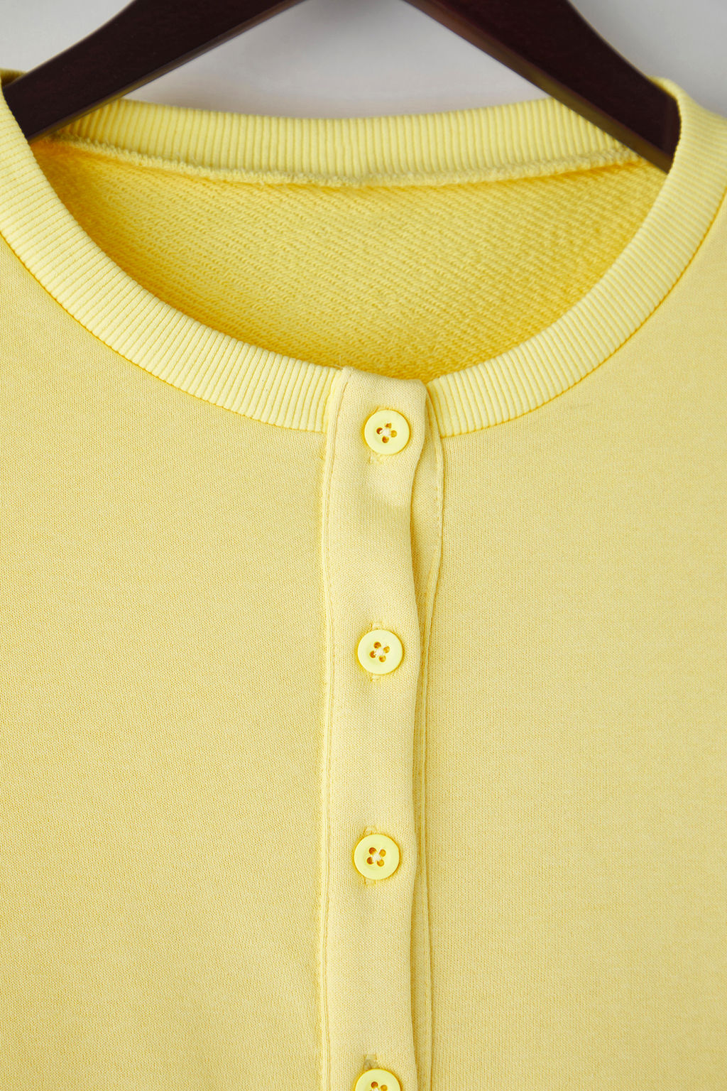 Teen Ac?k Sar? Dugmeli Regular/Normal Kal?p Orme Sweatshirt TWOAW26SW00162