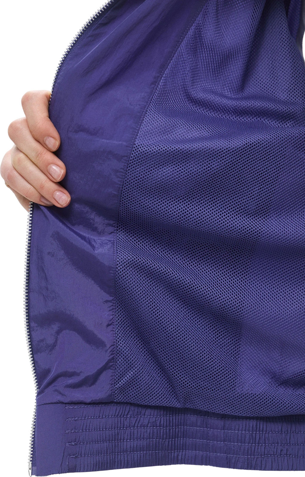 Ветровка женская