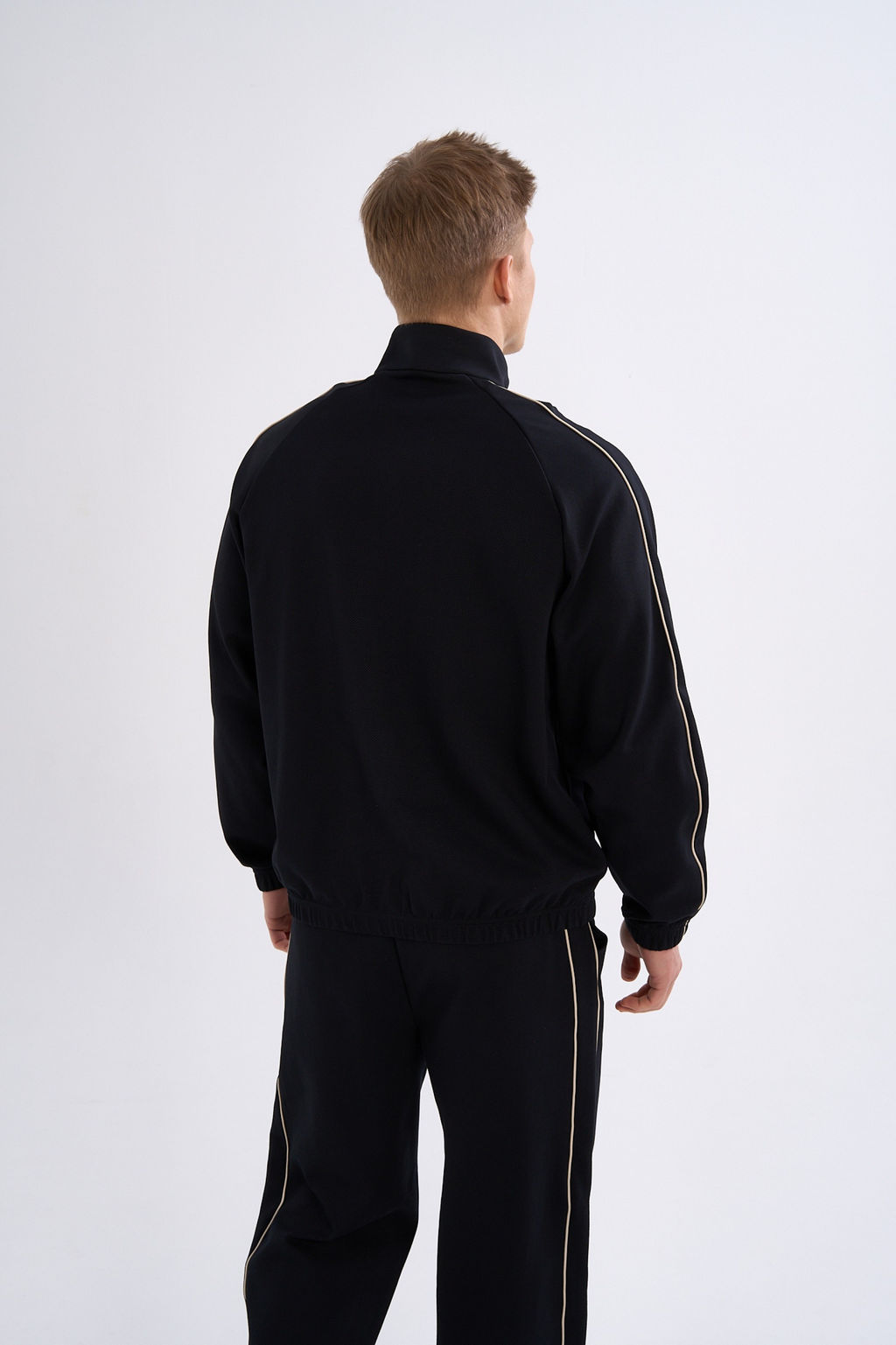 Олимпийка Черный