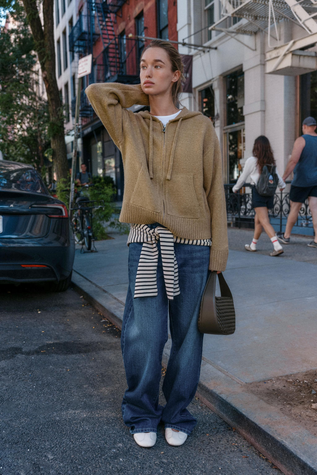 KNIT HOODIE
