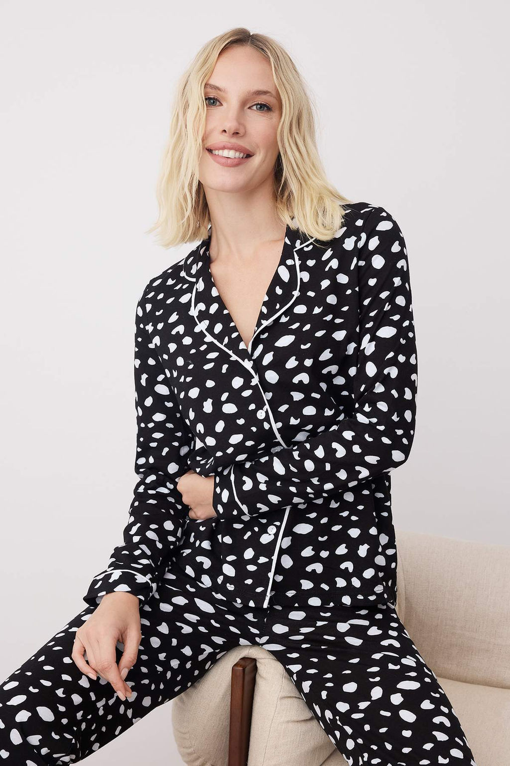 Trendyolmilla Bej %100 Pamuklu Leopar Desenli Gomlek-Pantolon Orme Pijama Tak?m? THMAW21PT0489 фото 2